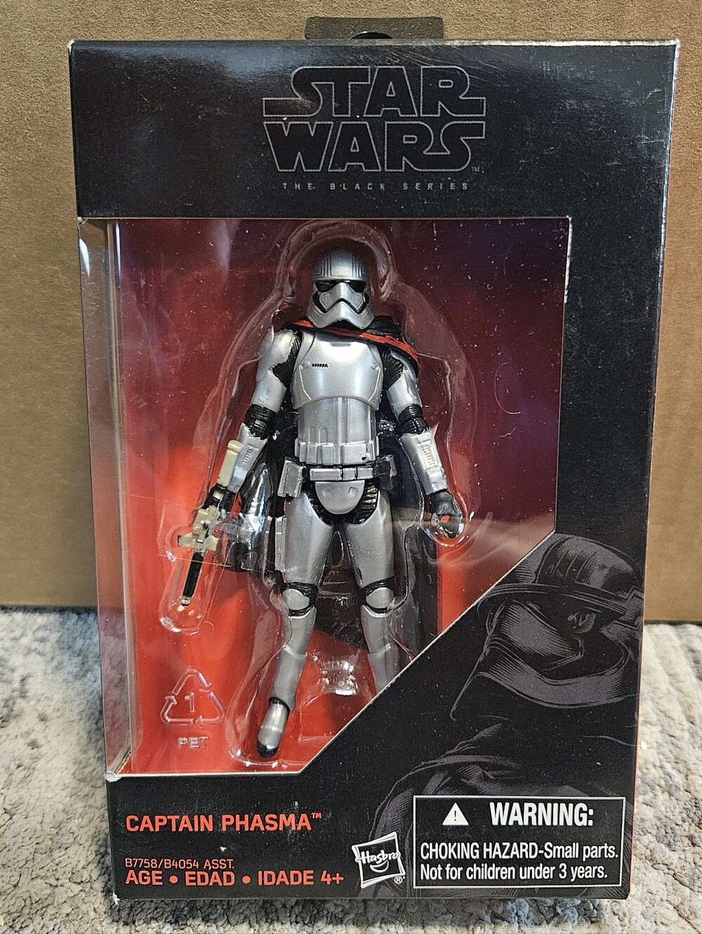Star Wars Captain Phasma Packaging Back - Black, Silver, Red